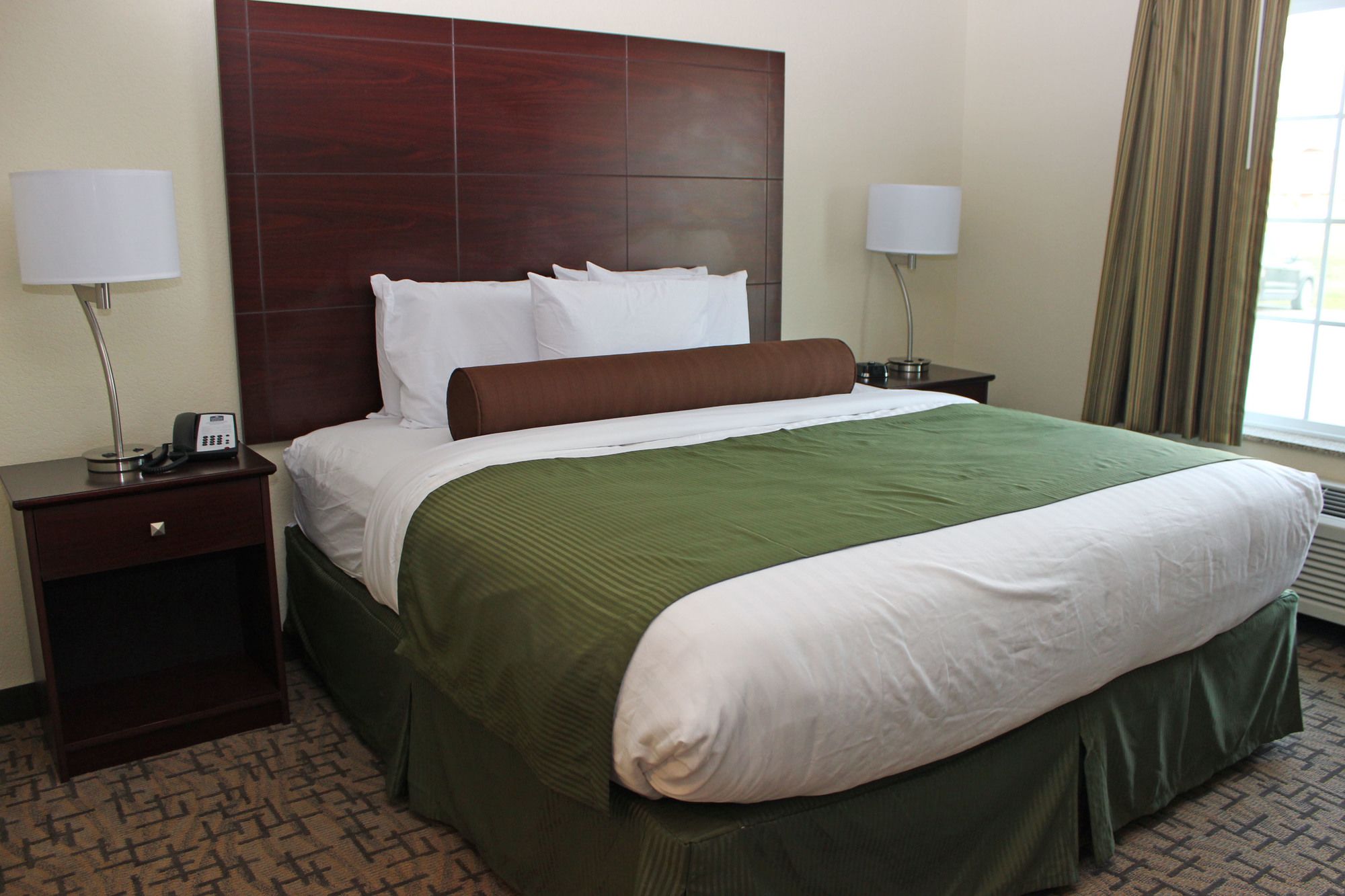 Cobblestone Inn & Suites Lamoni