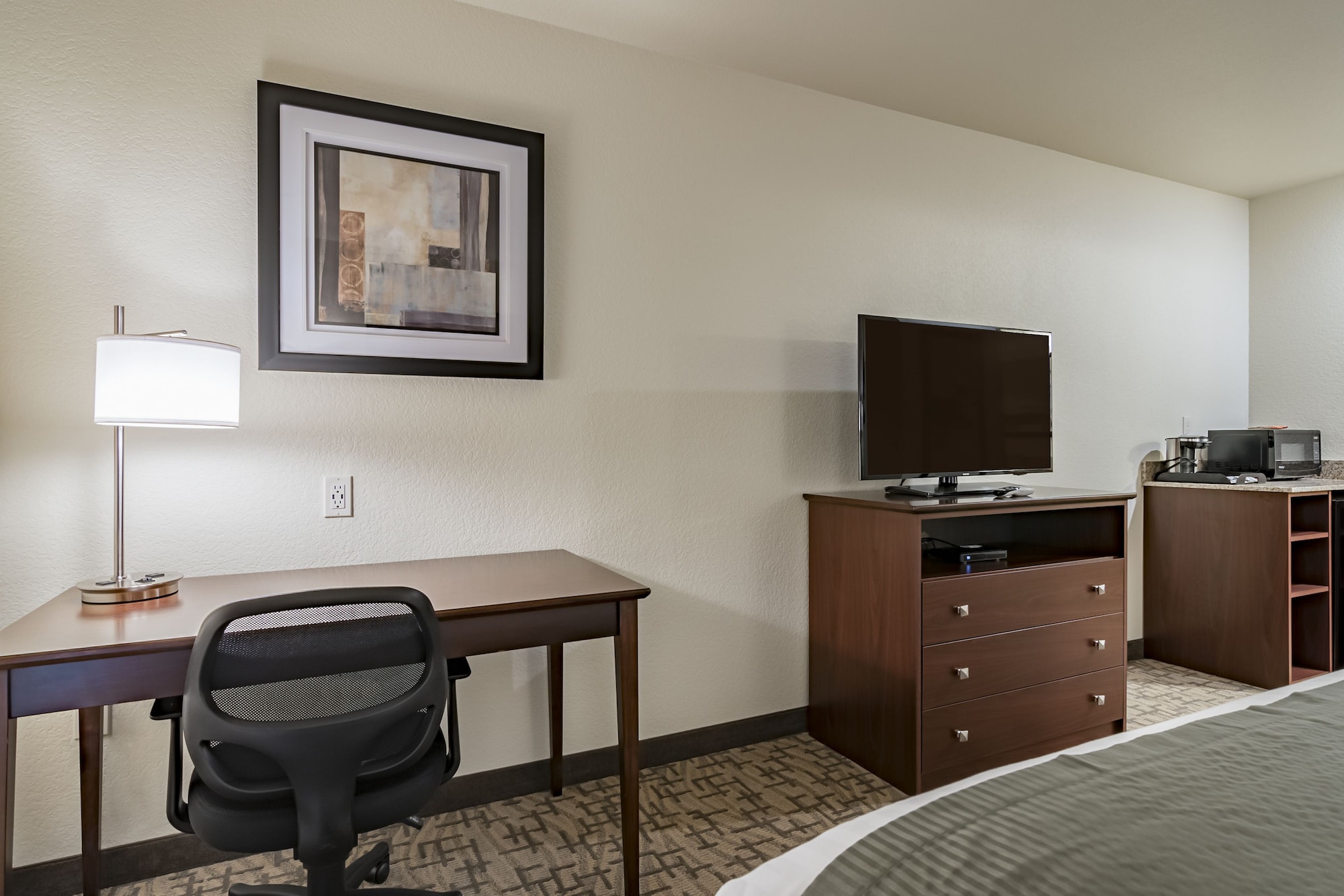 Cobblestone Inn & Suites Lamoni