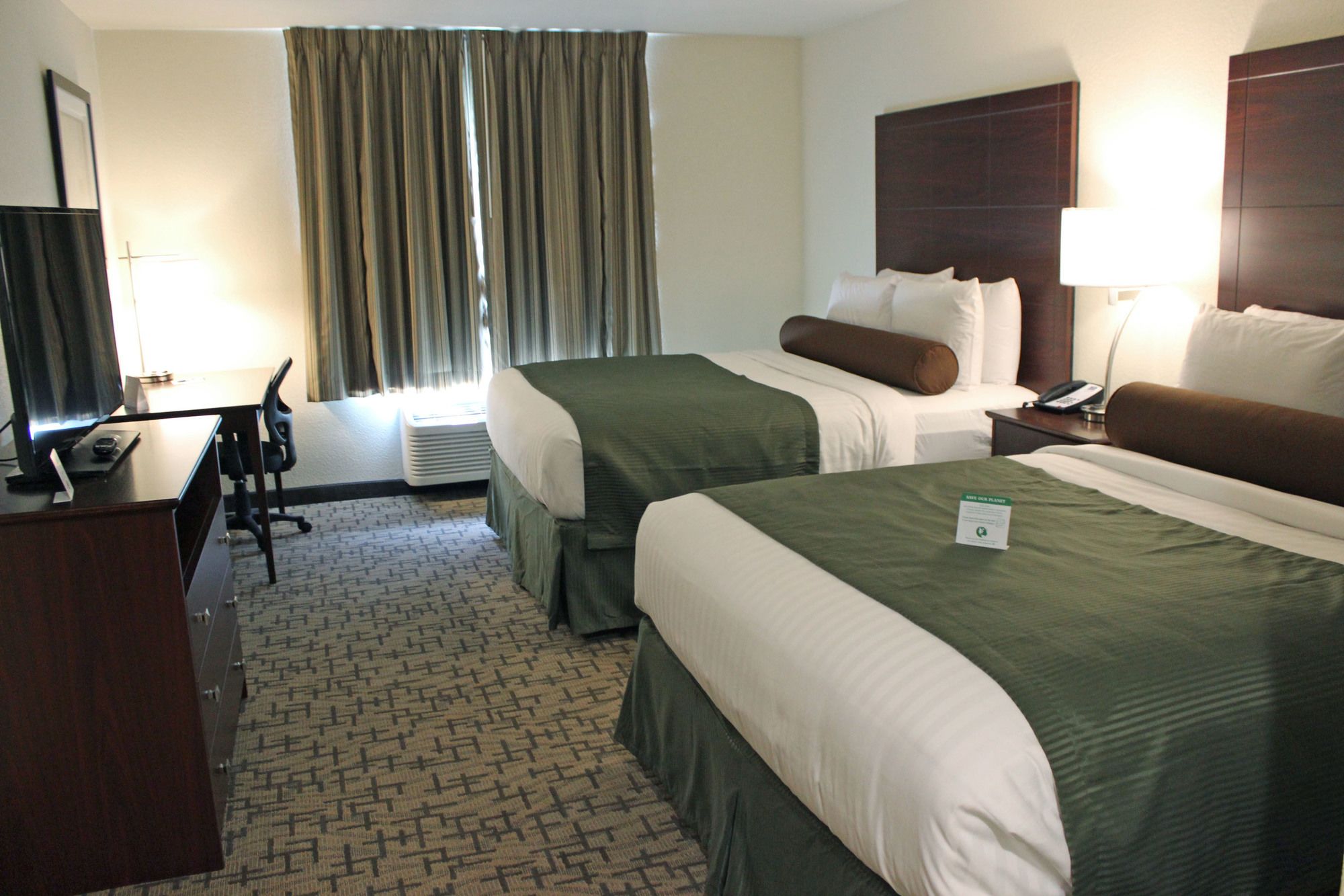 Cobblestone Inn & Suites Lamoni