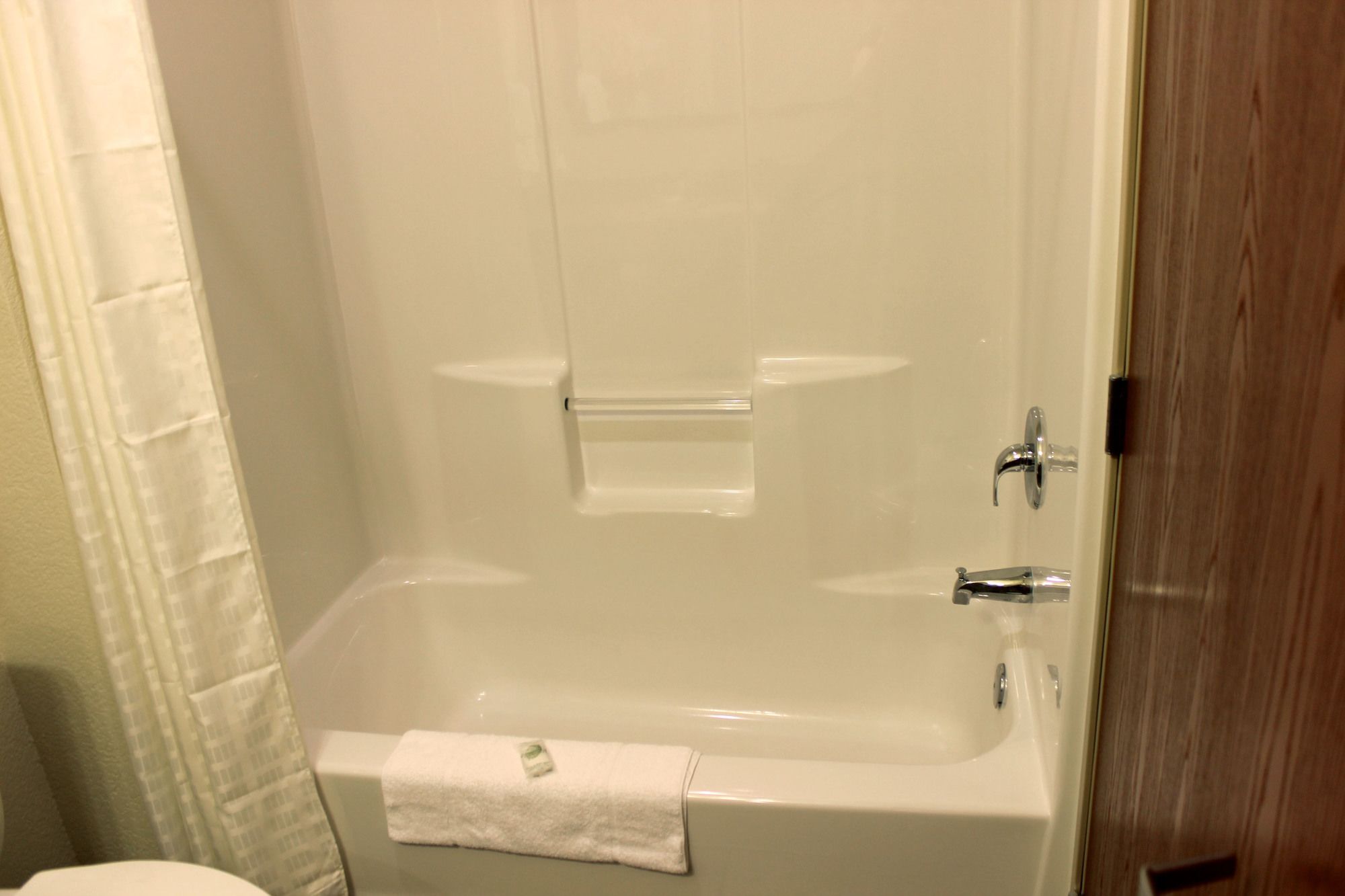 Cobblestone Inn & Suites Lamoni