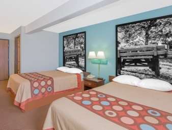 Rodeway Inn near I-35 Lamoni