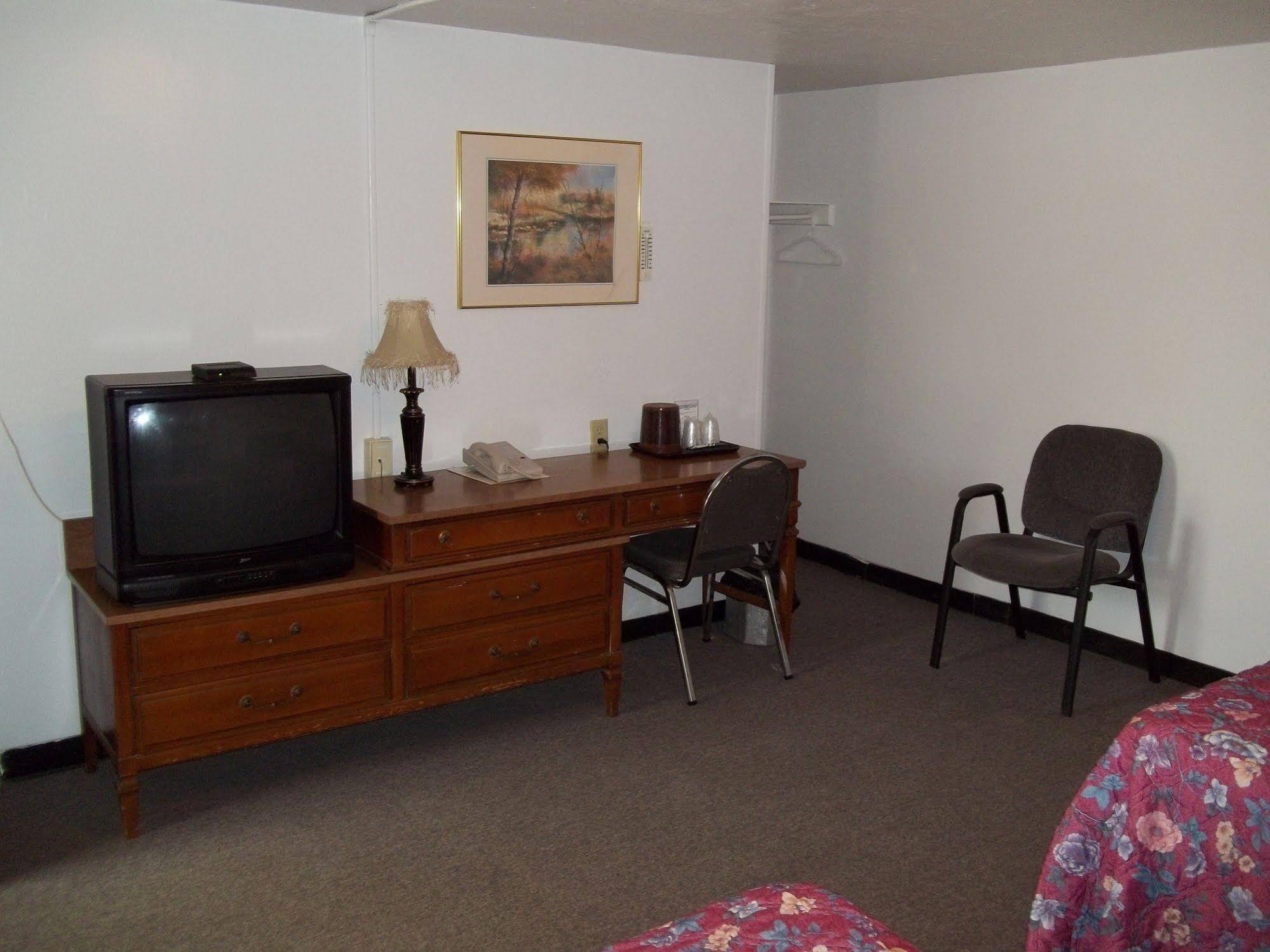 Sudbury Court Motel & RV Park