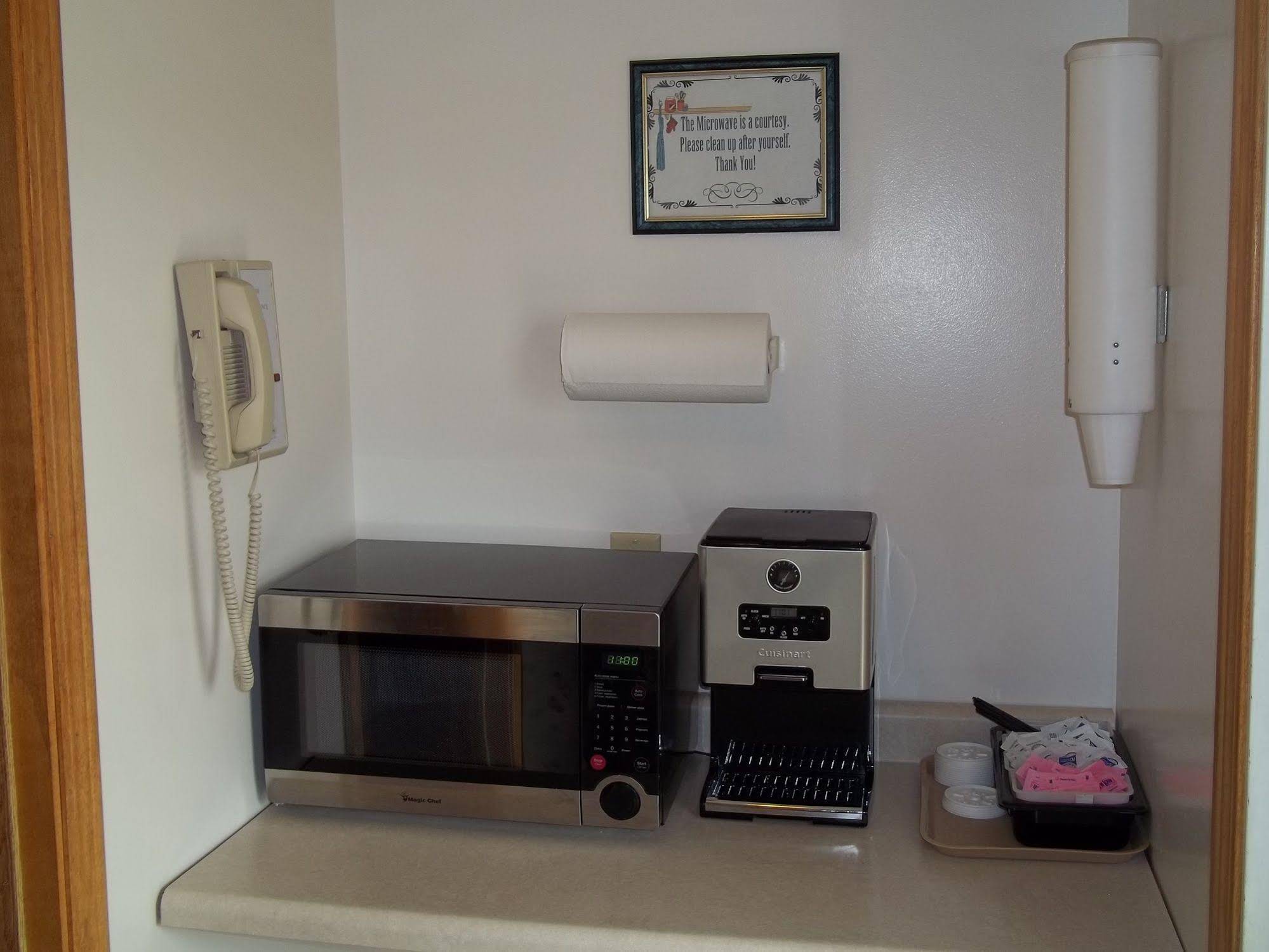 Sudbury Court Motel & RV Park