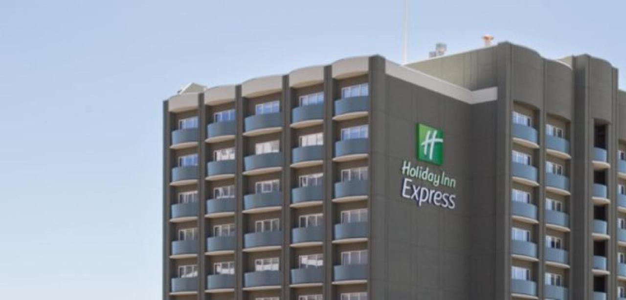 Holiday Inn Express & Suites Marshalltown