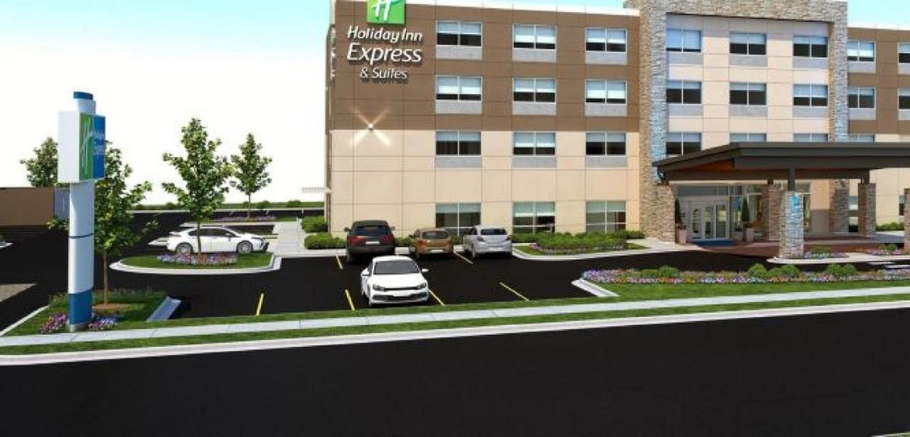 Holiday Inn Express & Suites Marshalltown