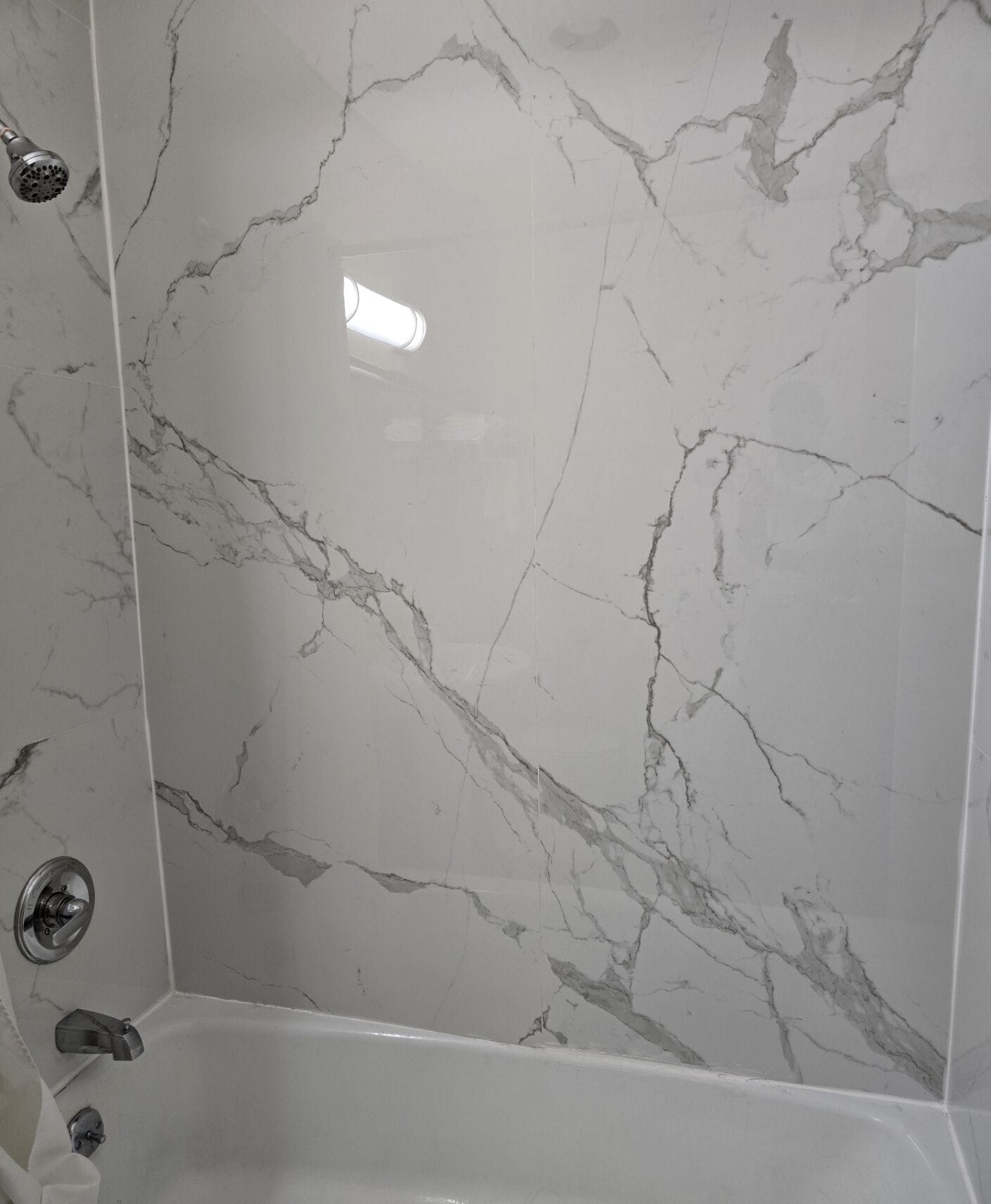 Econo Lodge Inn & Suites