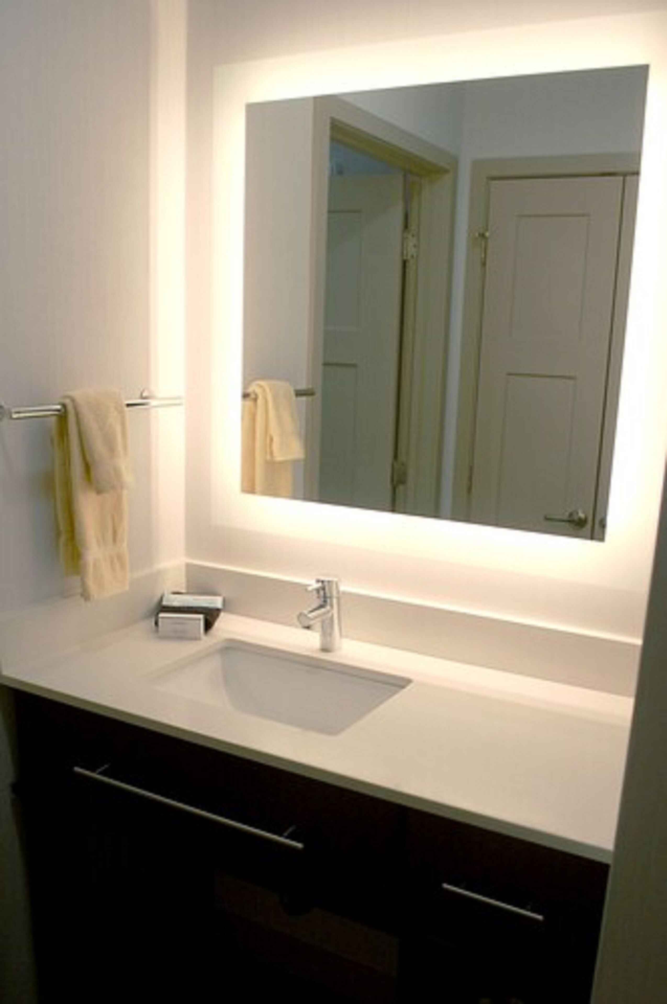 Spring Lake Townhomes And Suites