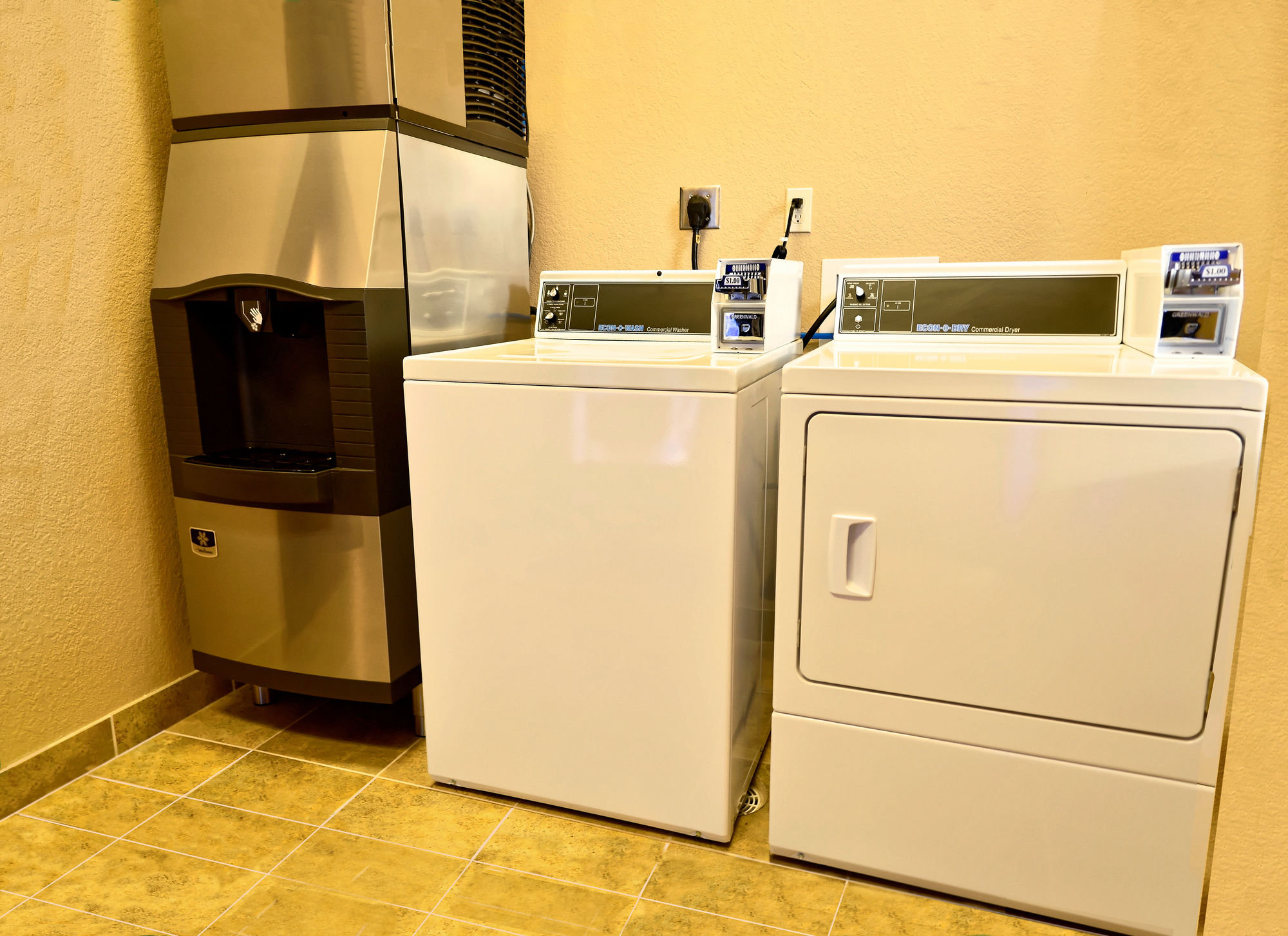 Boulders Inn & Suites Monticello