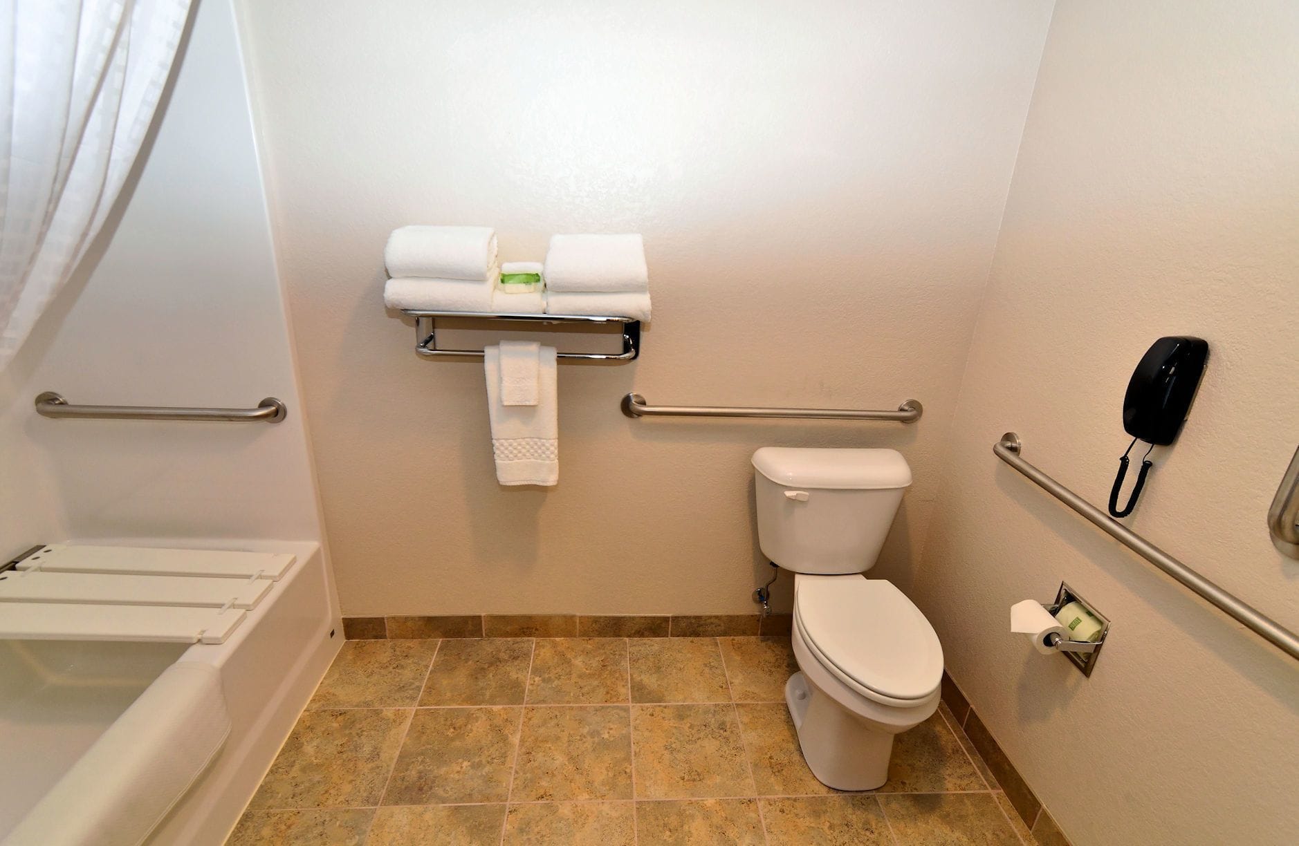 Boulders Inn & Suites Monticello