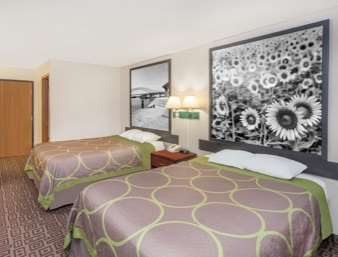 Super 8 by Wyndham Muscatine