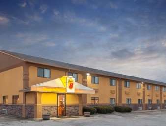 Super 8 by Wyndham Muscatine