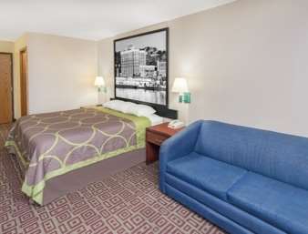 Super 8 by Wyndham Muscatine