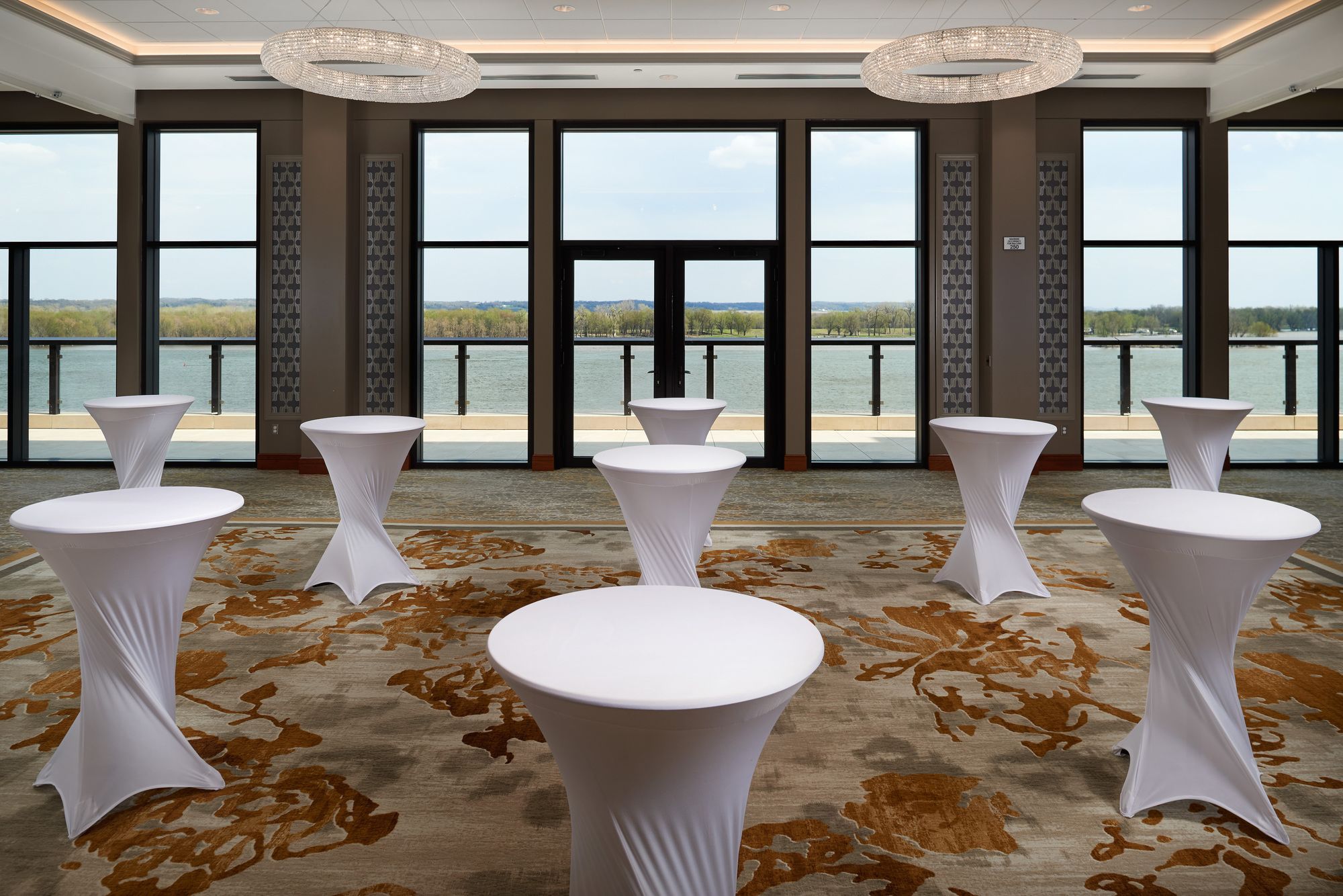 The Merrill Hotel Muscatine - Tribute Portfolio