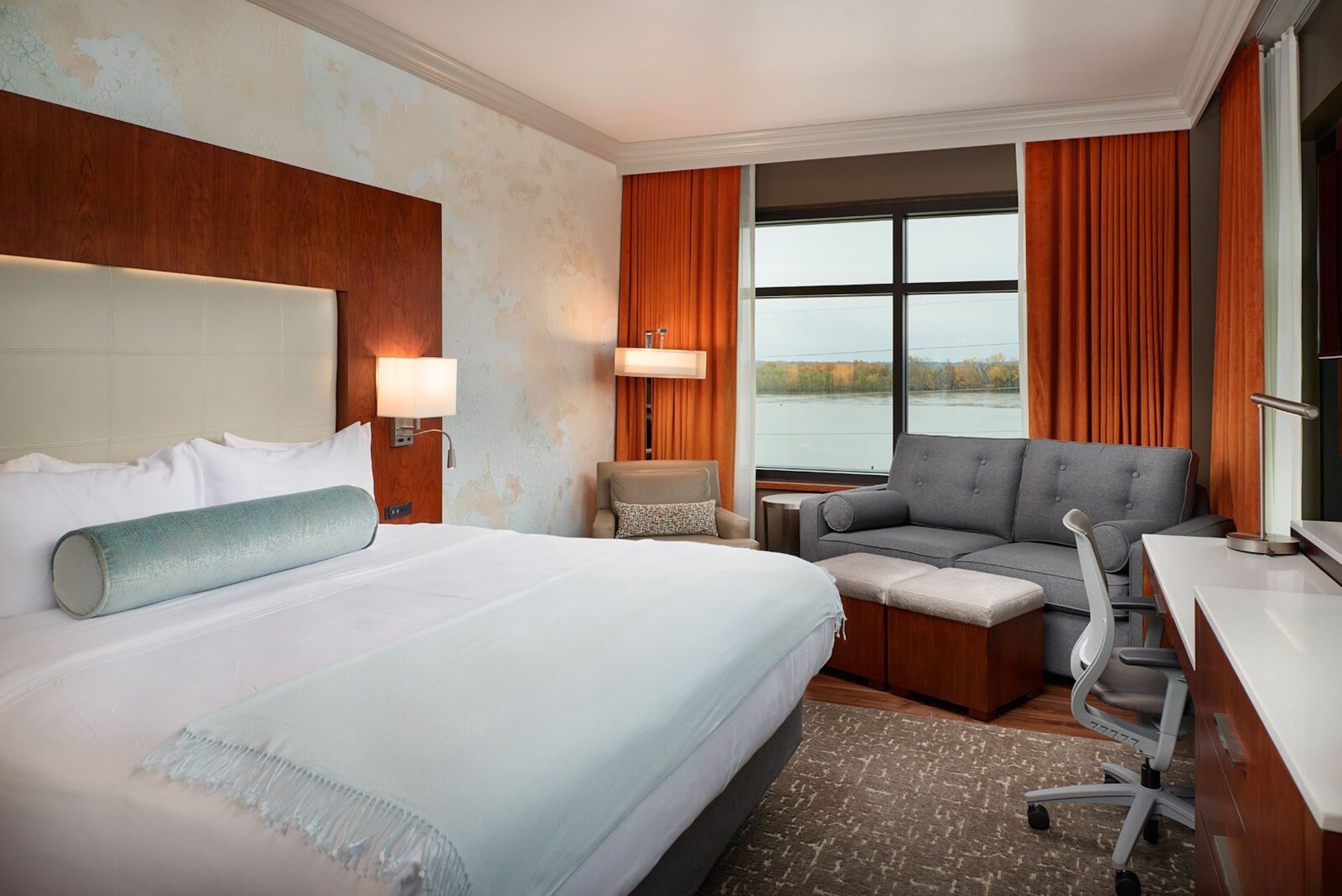 The Merrill Hotel Muscatine - Tribute Portfolio