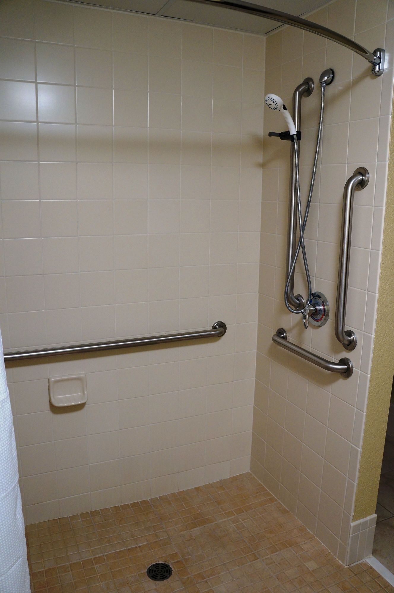 AmericInn by Wyndham Newton