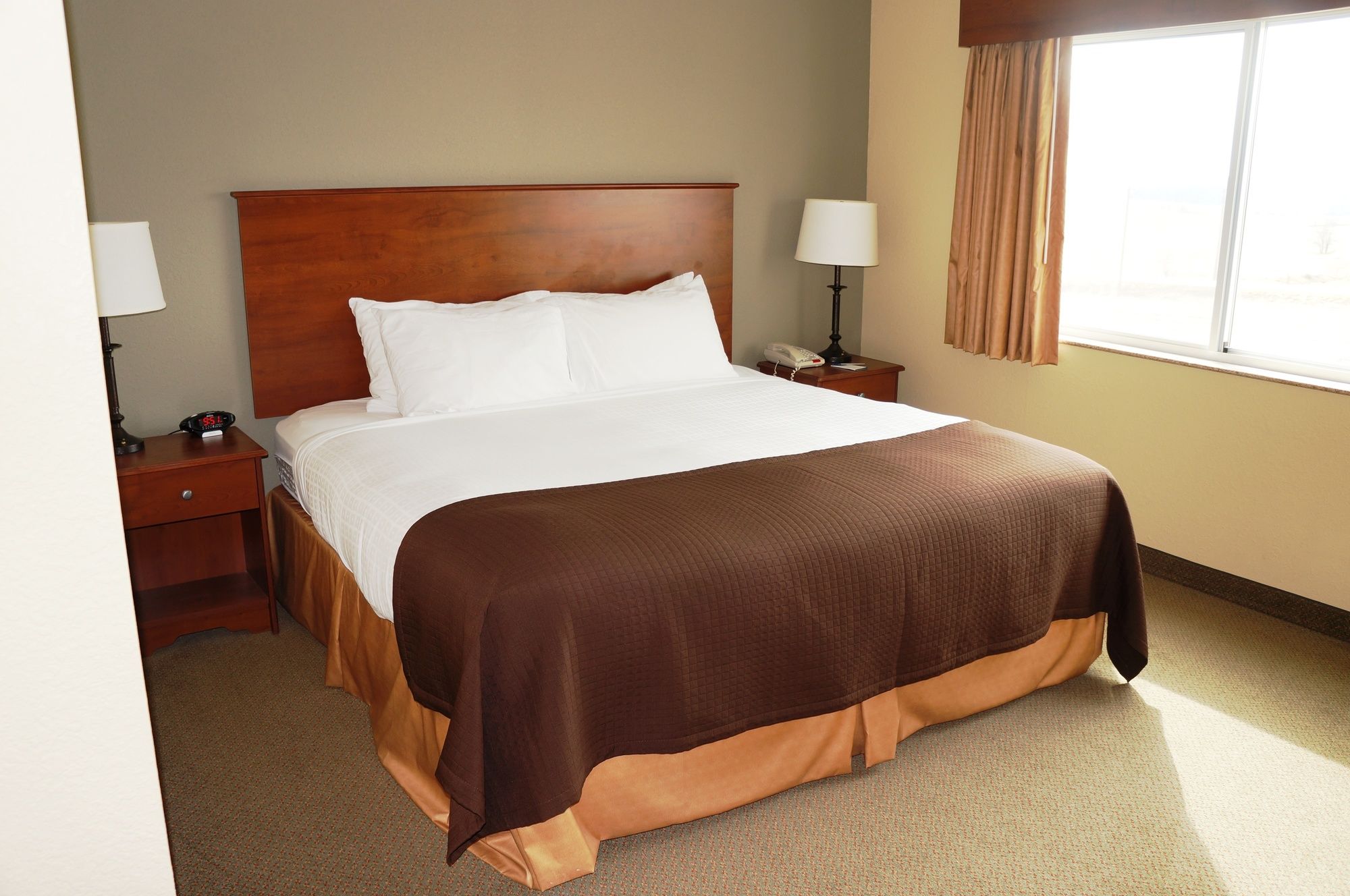 AmericInn by Wyndham Newton