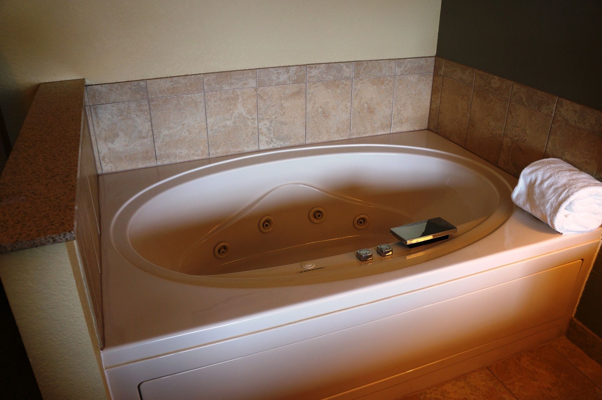 AmericInn by Wyndham Newton