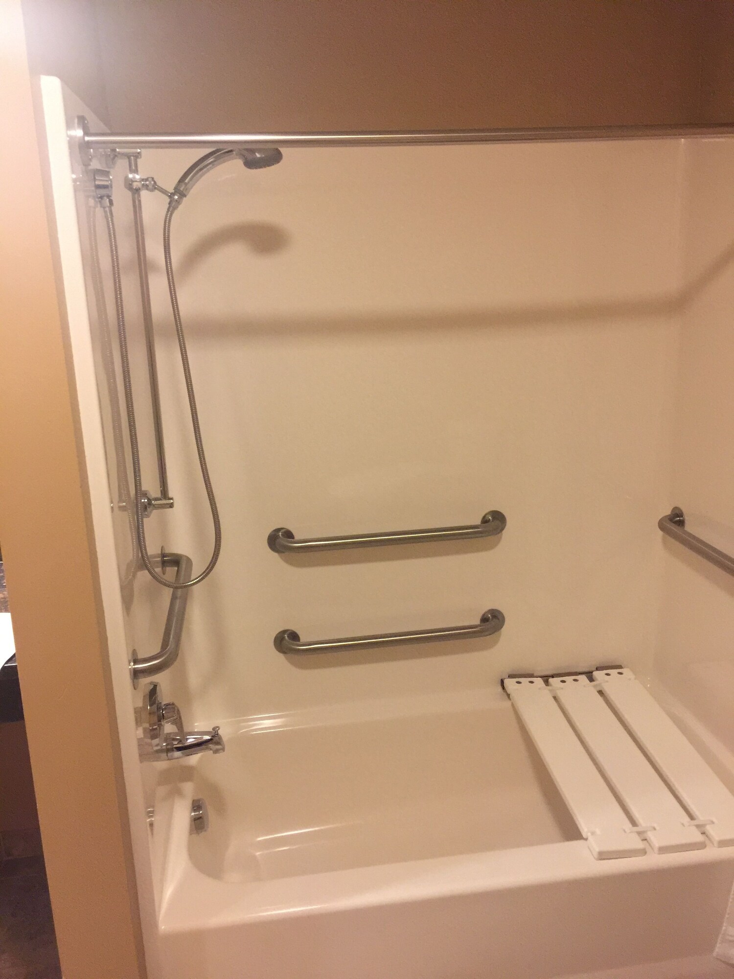 Cobblestone Inn & Suites - Newton, IA