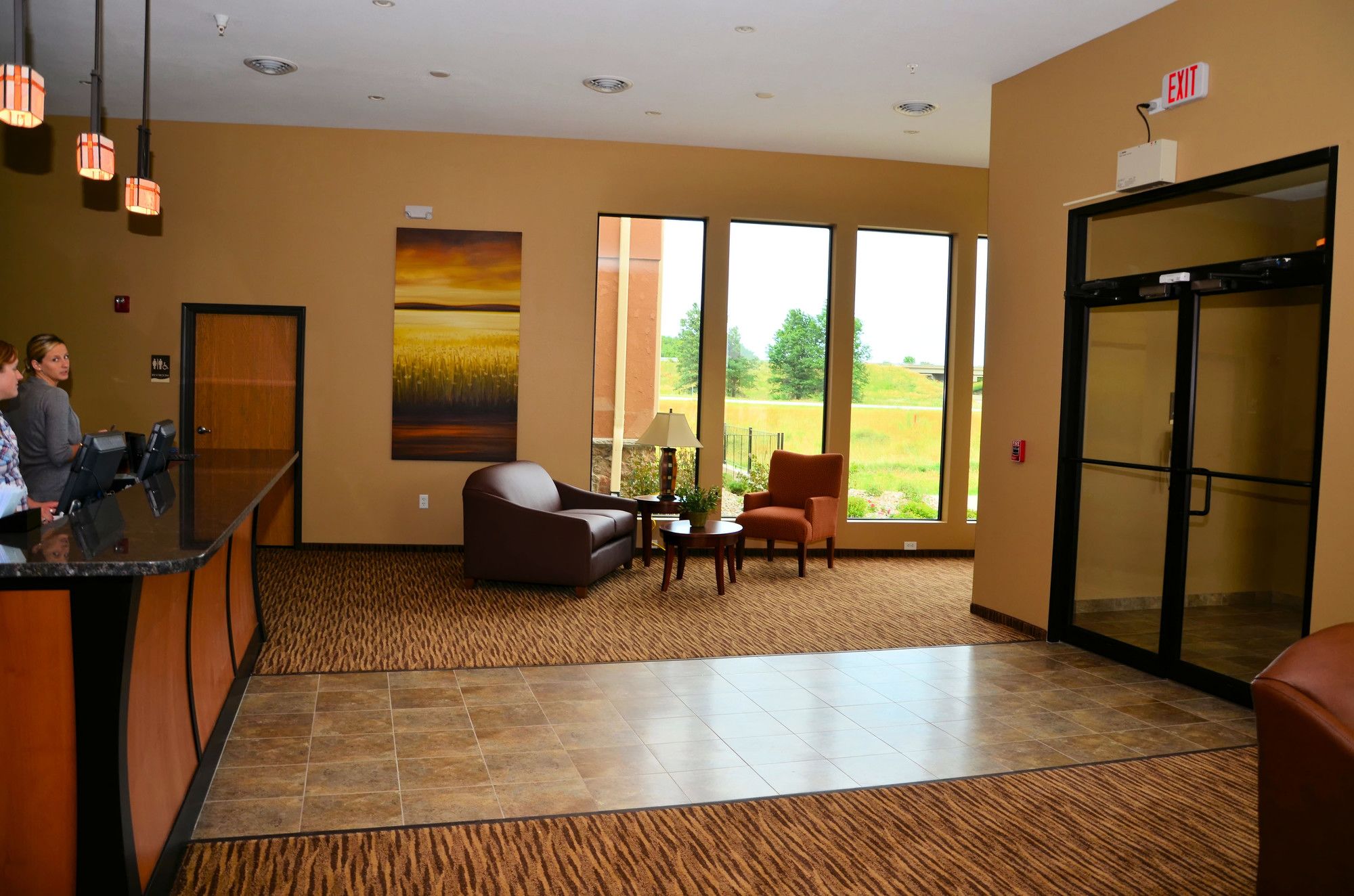 Cobblestone Inn & Suites - Newton, IA