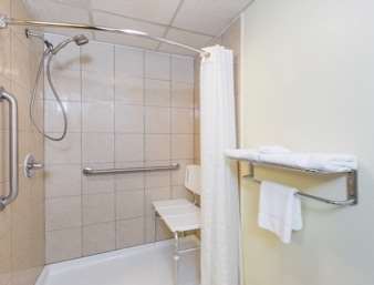 Super 8 by Wyndham Newton