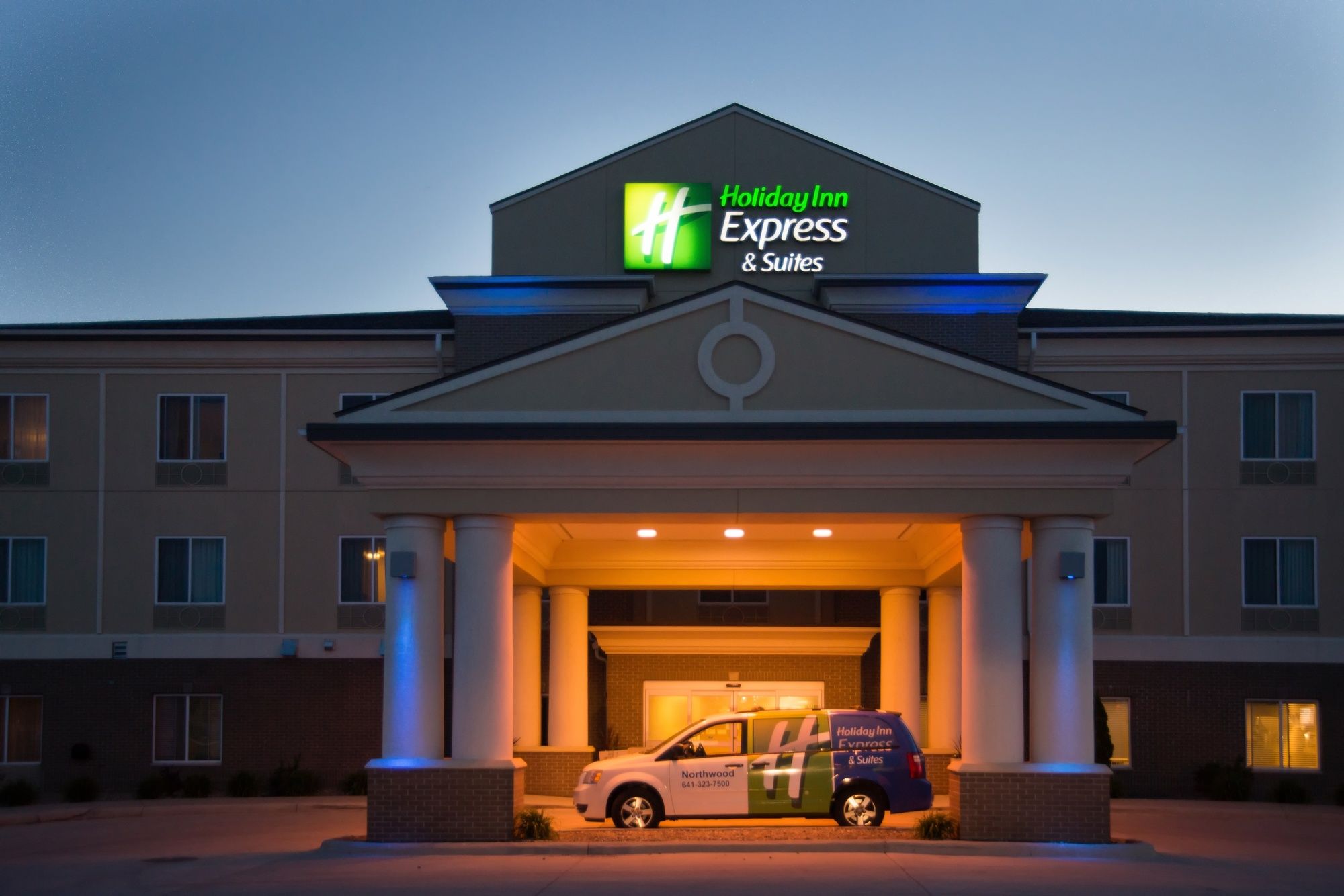 Holiday Inn Express Hotel & Suites Northwood