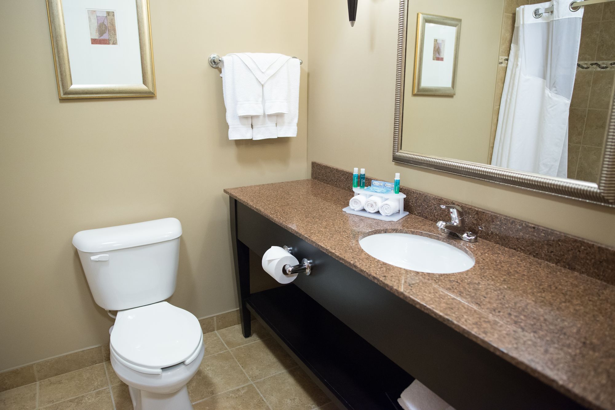 Holiday Inn Express Hotel & Suites Northwood