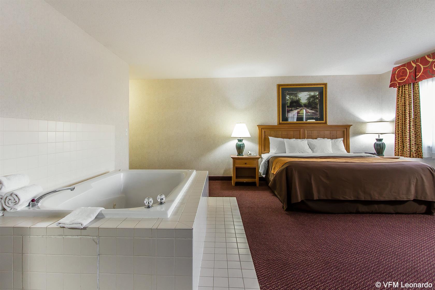 EverSpring Inn & Suites