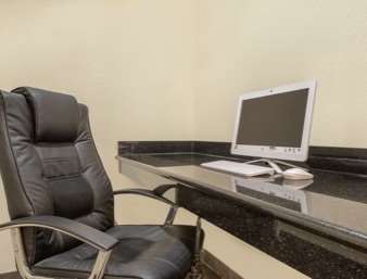 Super 8 by Wyndham Ottumwa