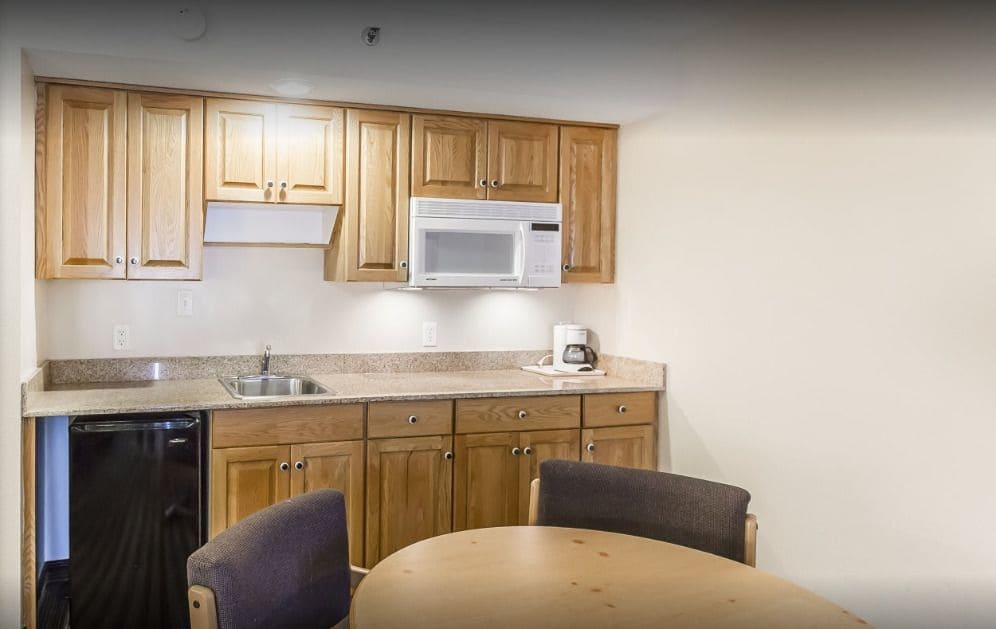 American Inn & Suites Peosta IA