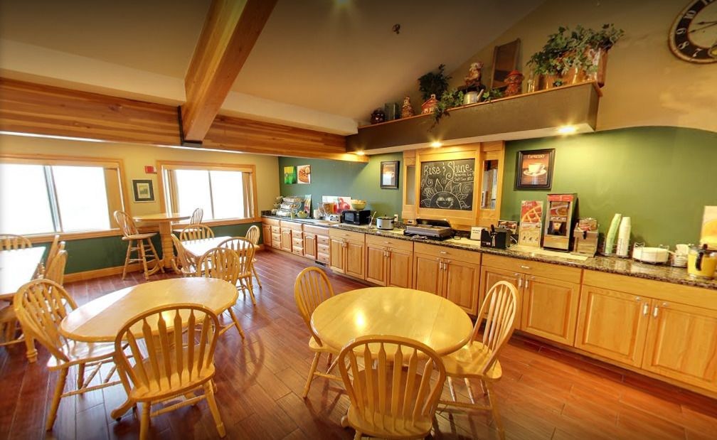 American Inn & Suites Peosta IA