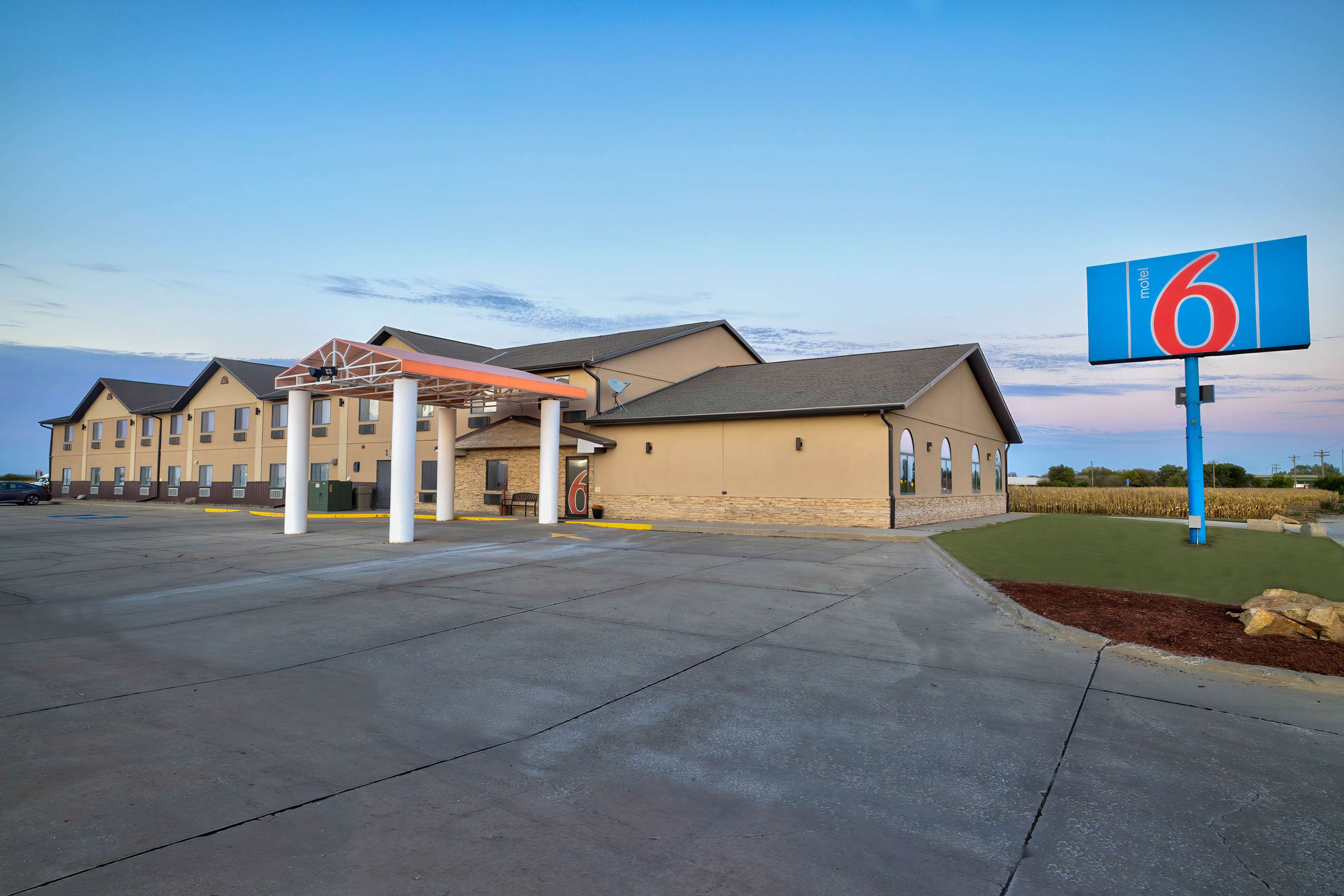 Motel 6 Percival Ia