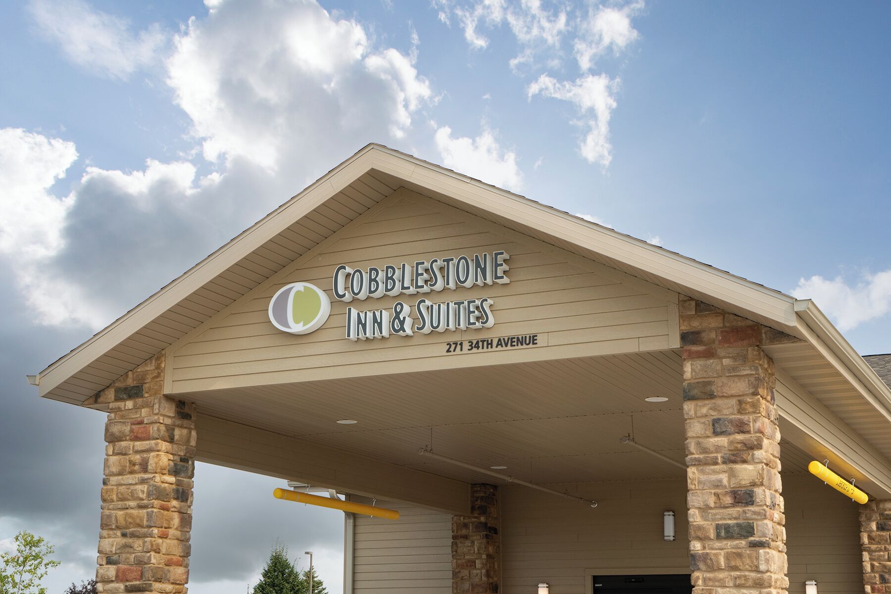 Cobblestone Hotel & Suites Sheldon