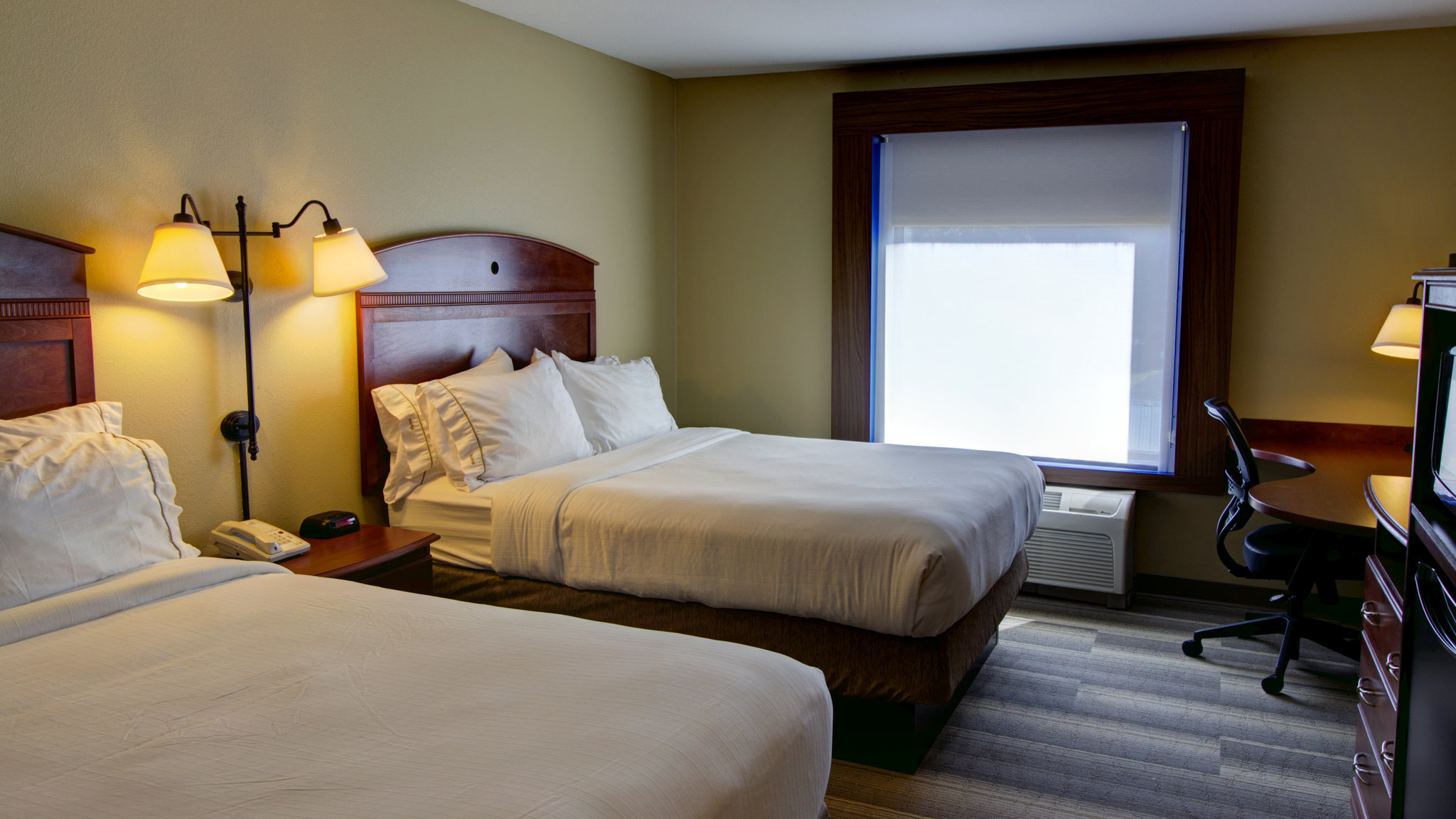 Holiday Inn Express & Suites Sioux City - Southern Hills