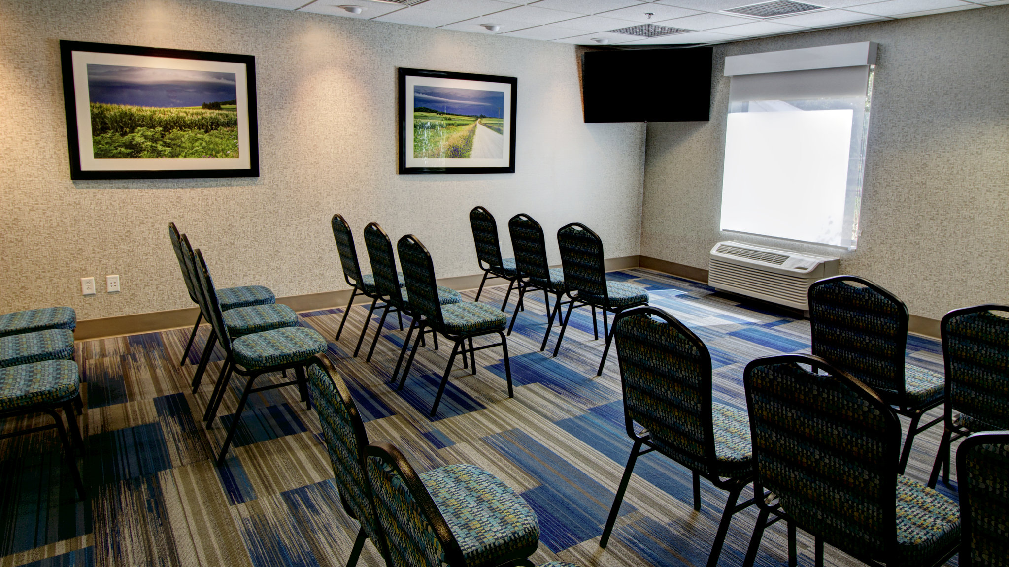 Holiday Inn Express & Suites Sioux City - Southern Hills