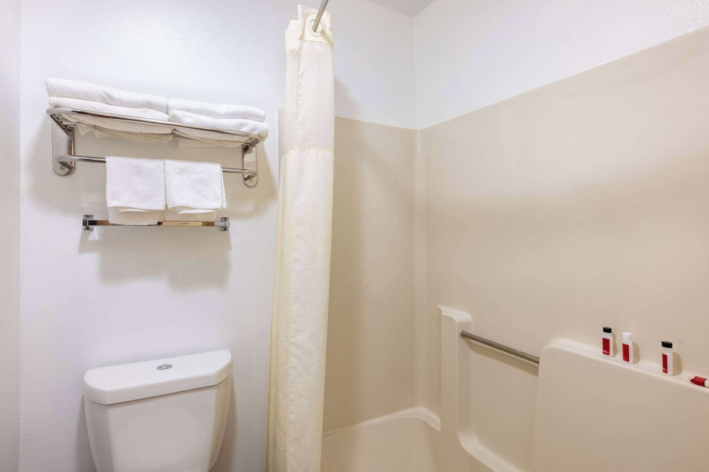 Travelodge by Wyndham Spirit Lake/Okoboji