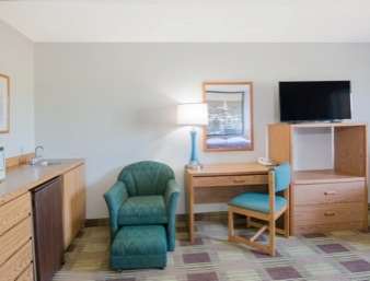 Super 8 by Wyndham Toledo