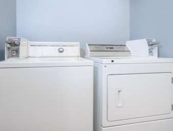 Super 8 by Wyndham Toledo