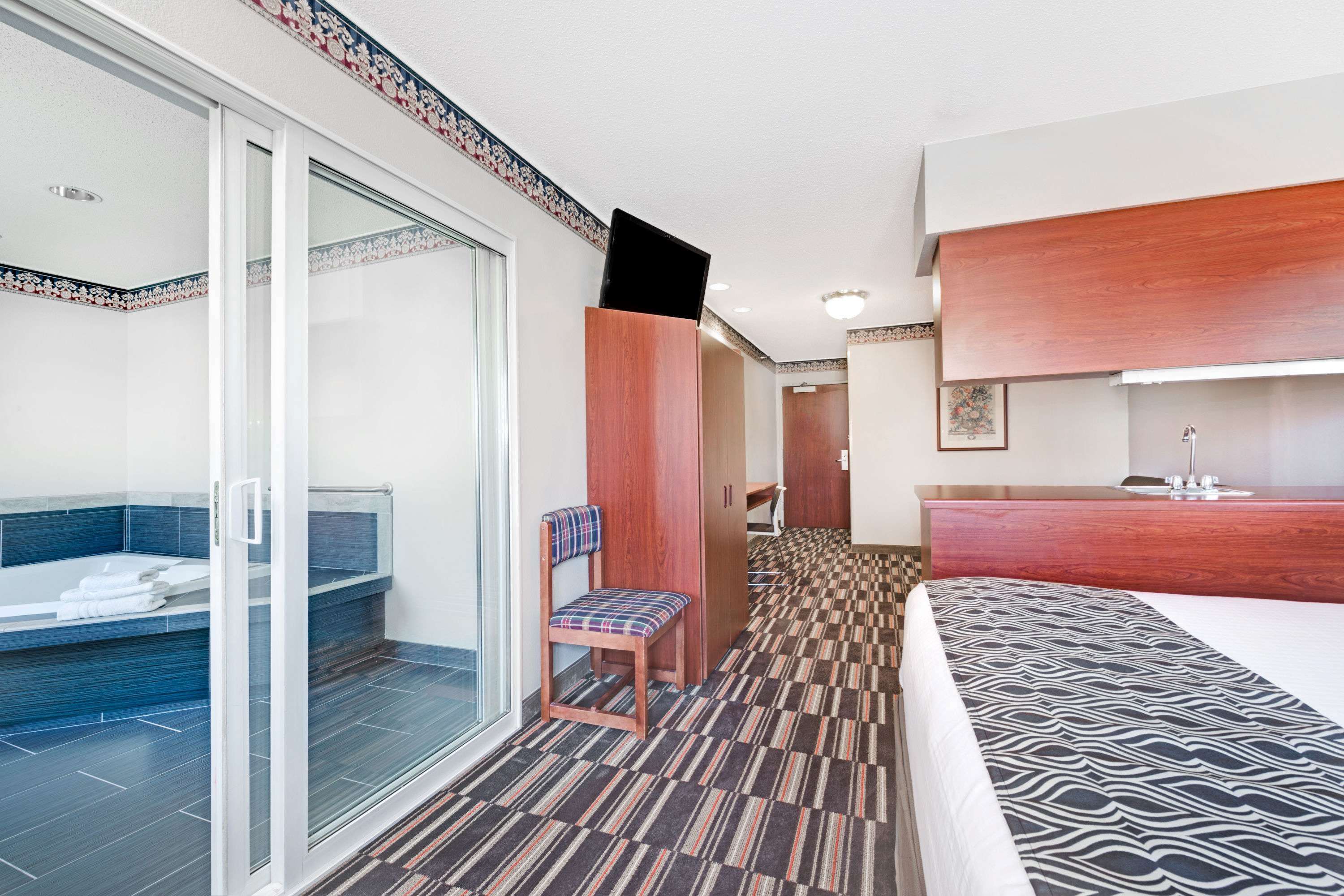 Microtel Inn & Suites by Wyndham Urbandale/Des Moines