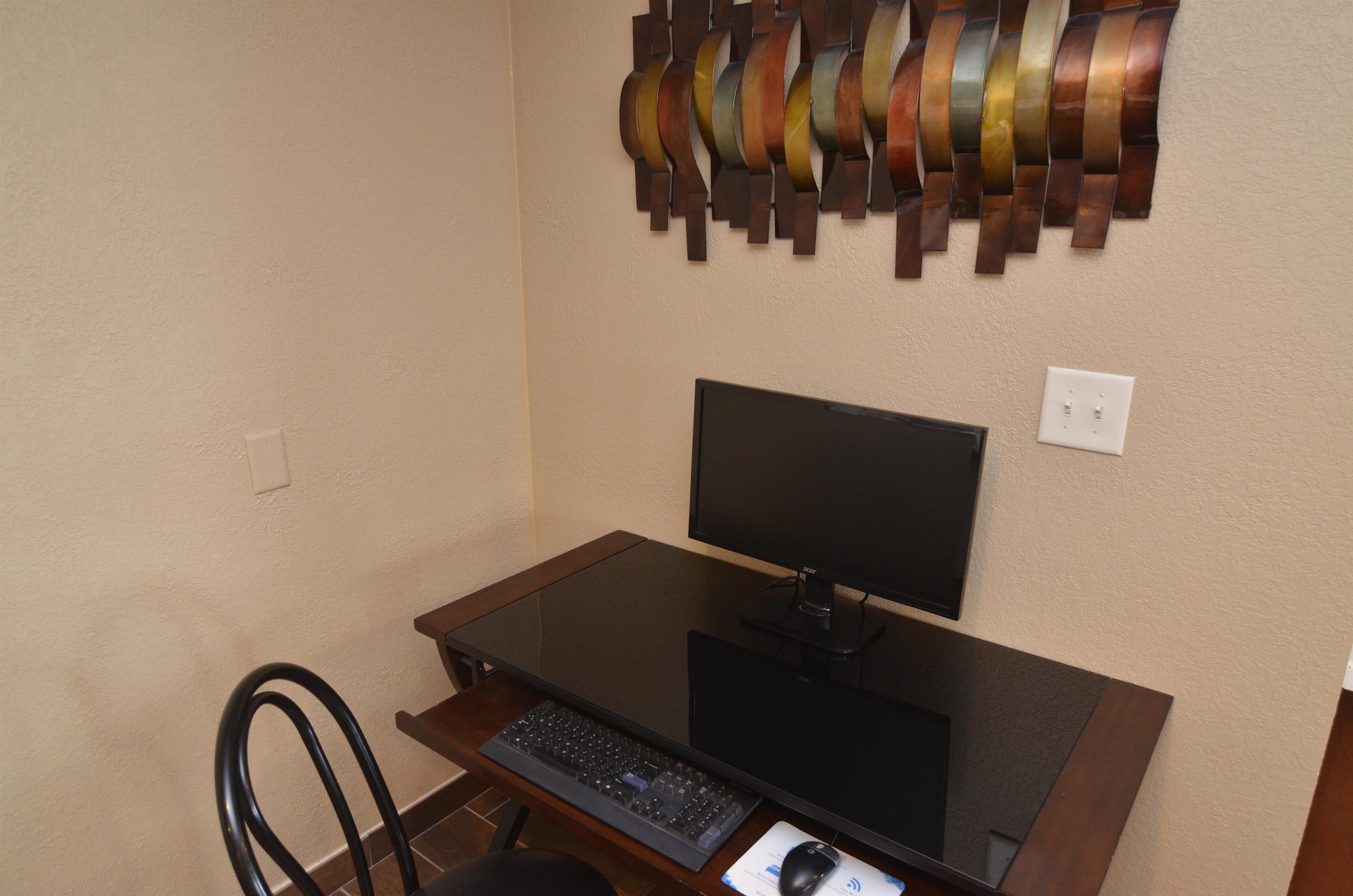 Super 8 by Wyndham Urbandale/Des Moines Area