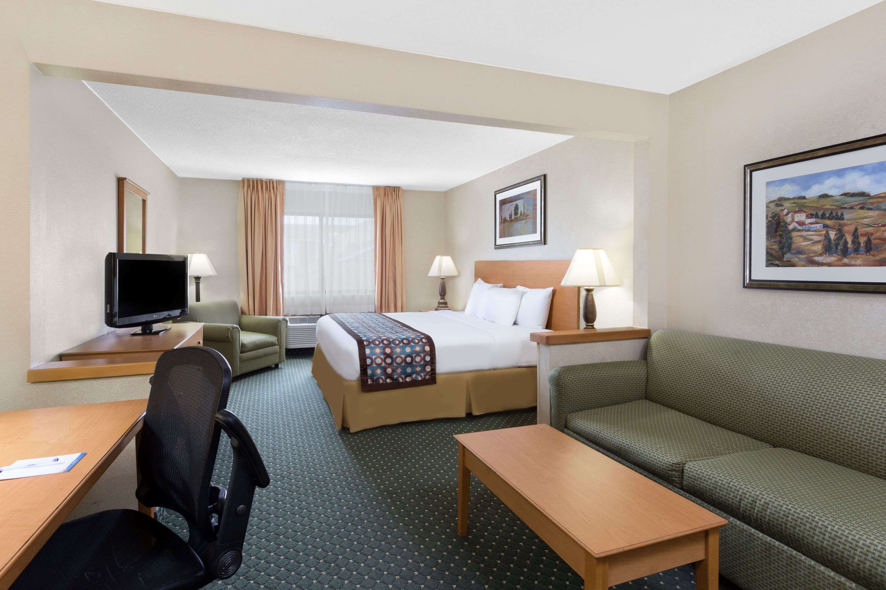 Baymont by Wyndham Waterloo