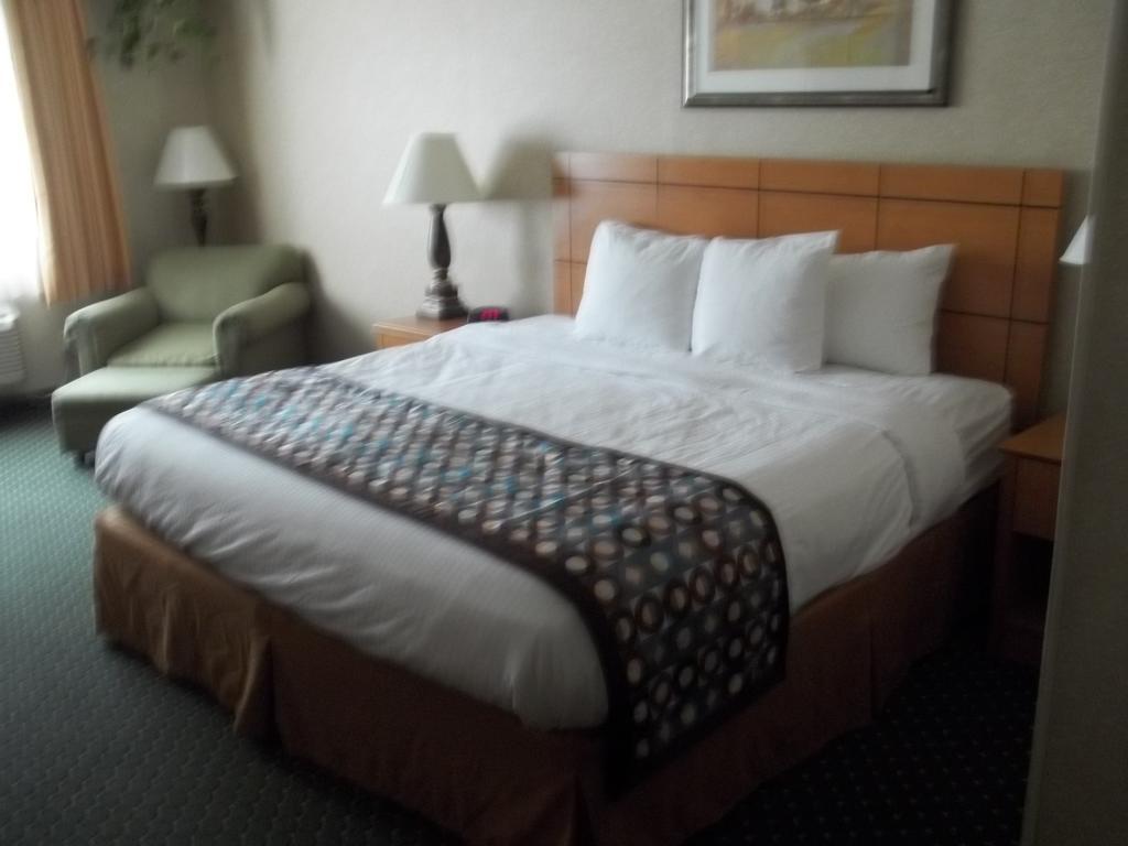 Baymont by Wyndham Waterloo