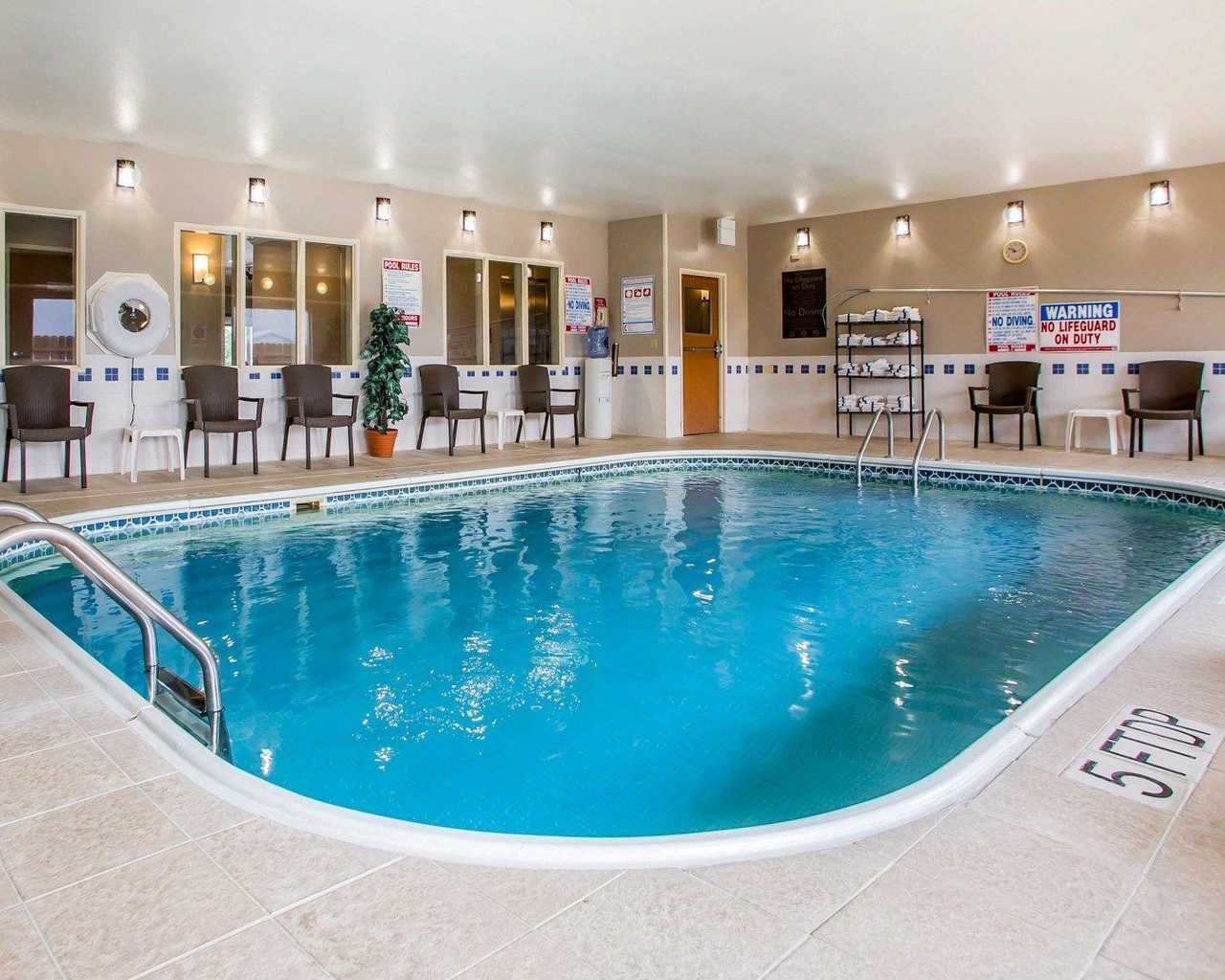 Comfort Inn & Suites Waterloo - Cedar Falls