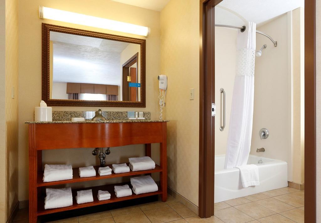 Hampton Inn Waterloo Cedar Valley