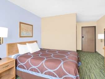 Boarders Inn & Suites by Cobblestone Hotels - Waterloo
