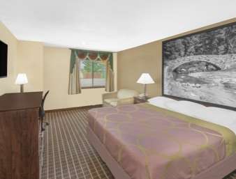 Super 8 by Wyndham Webster City IA