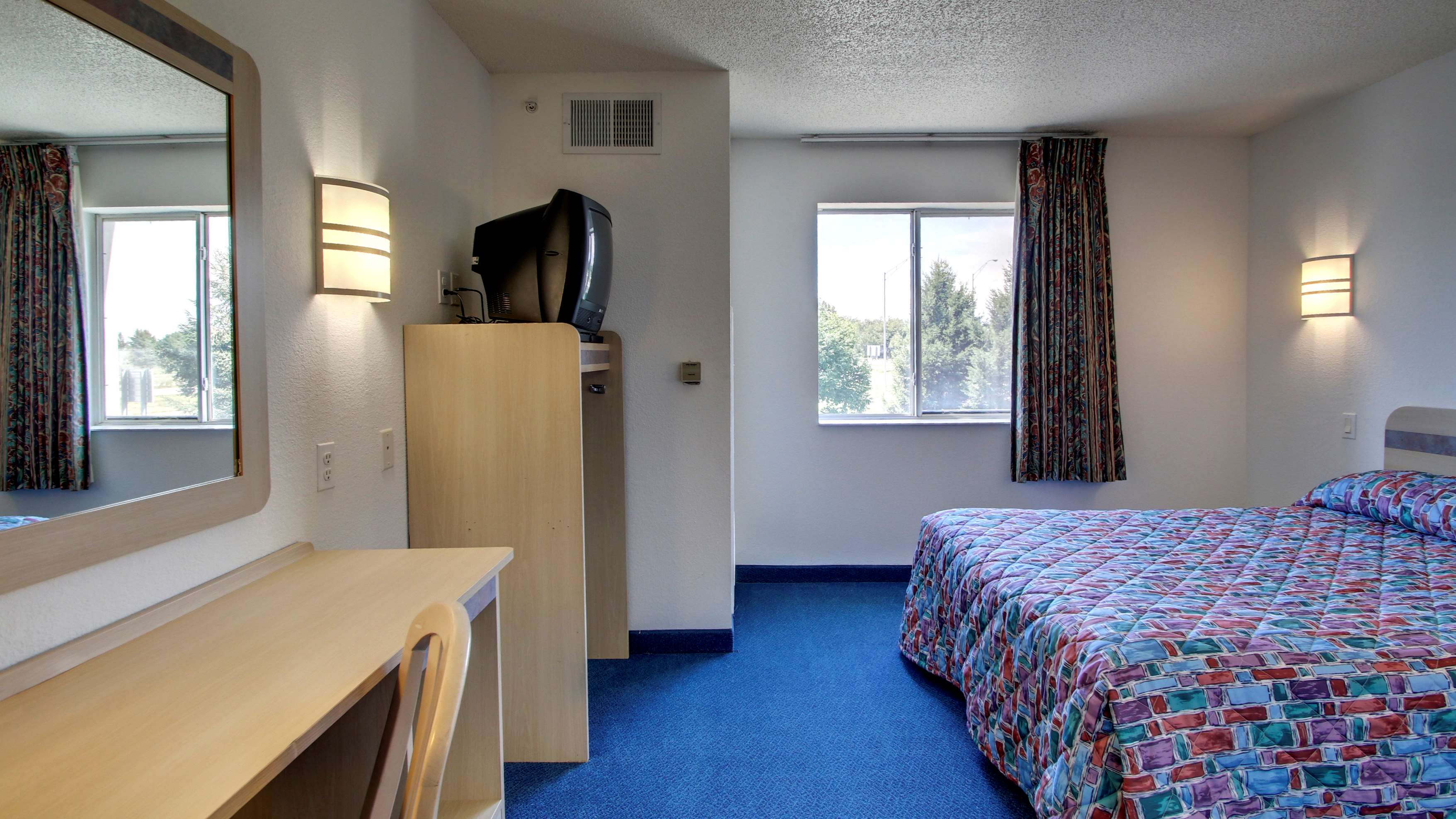 Motel 6 Des Moines West