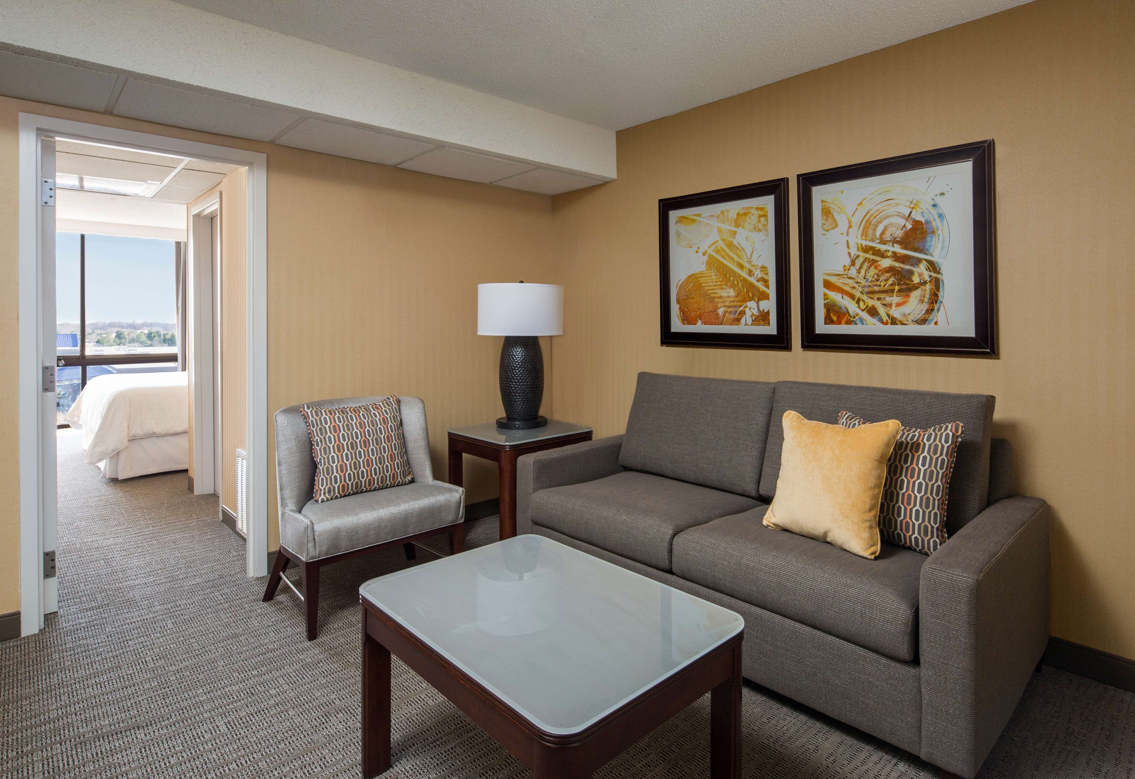 Sheraton West Des Moines Hotel