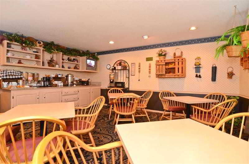 Super 8 by Wyndham Williams