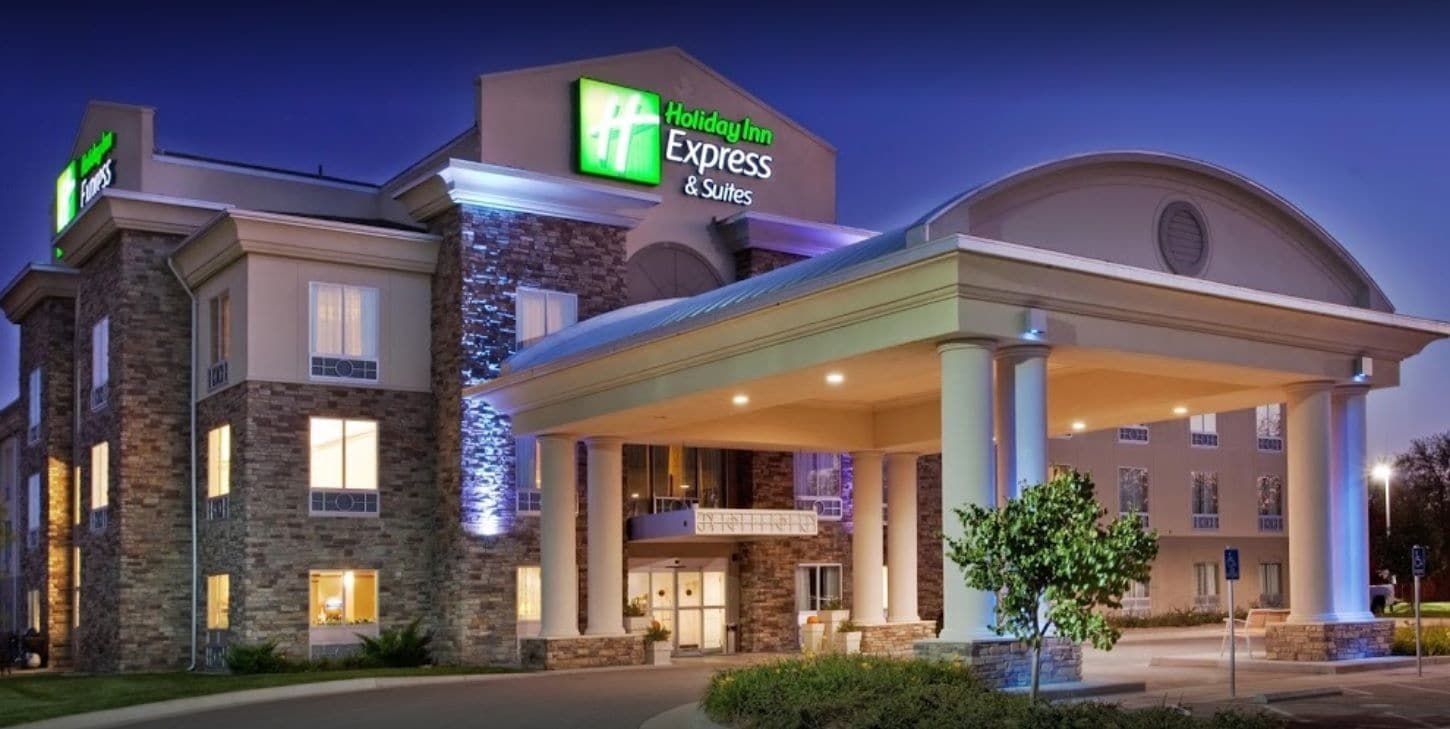 Holiday Inn Express & Suites East Wichita I-35 Andover