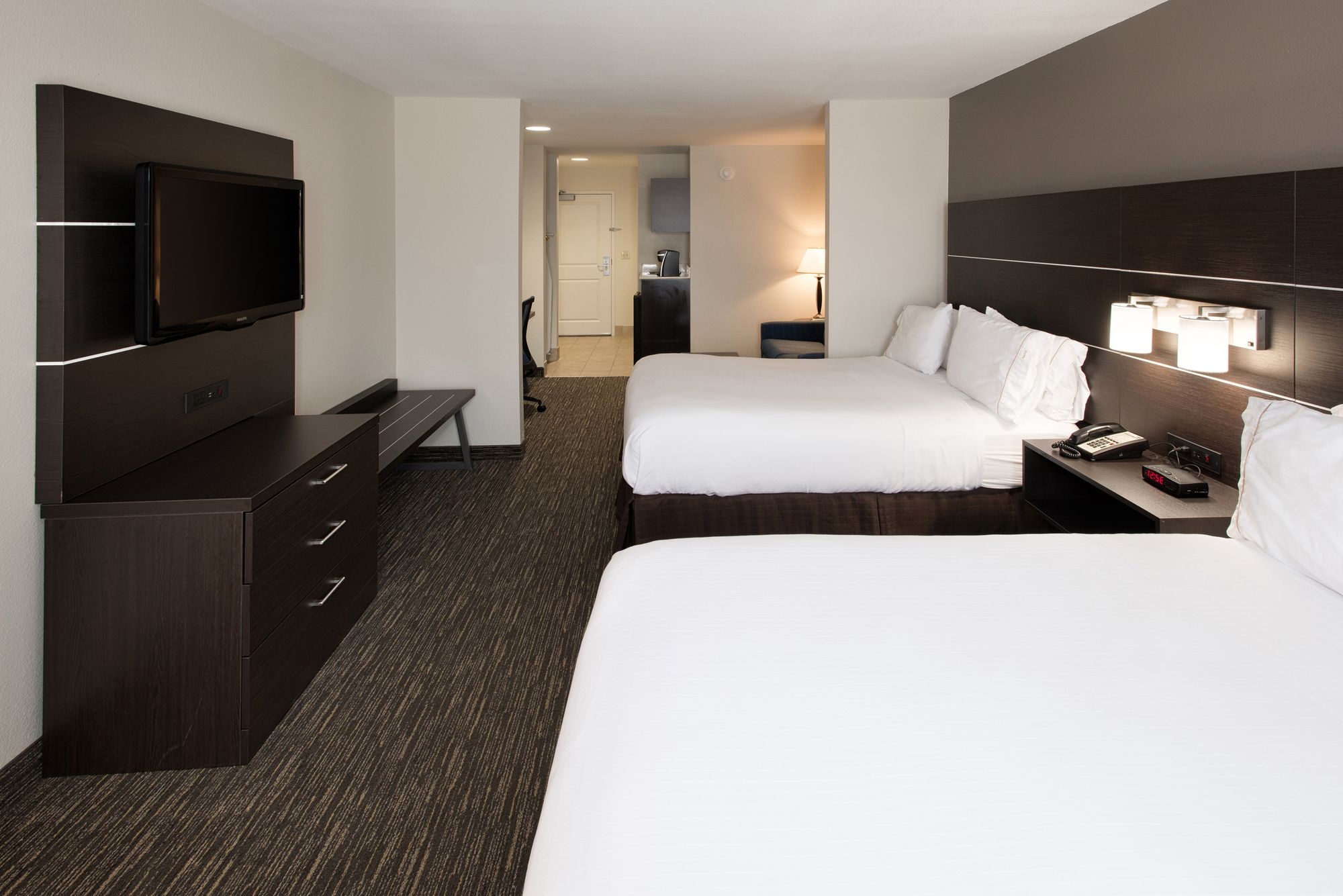 Holiday Inn Express & Suites East Wichita I-35 Andover